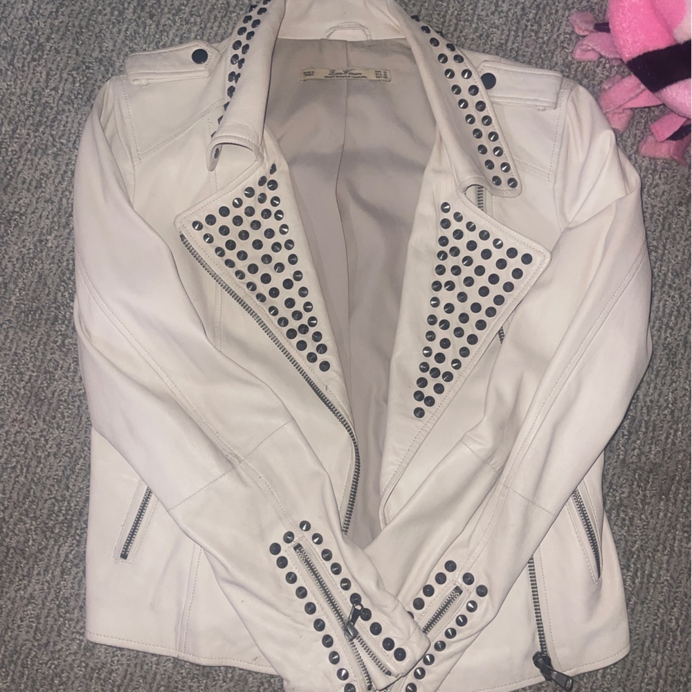Lambs Leather Zara cream studded leather jacket size medium